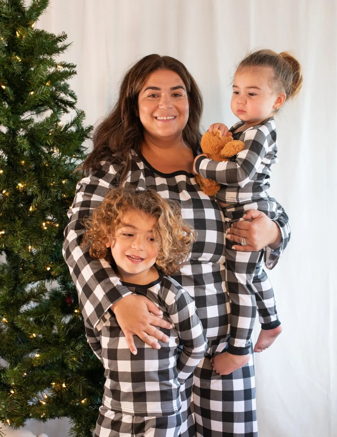 Women's Black & White Plaid Cotton Pajamas